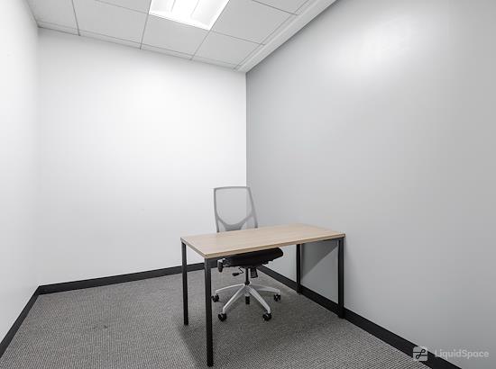 Working at Regus || Downtown Glendale at Glendale