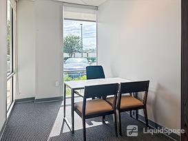 Regus | FL, Orange Park - Town Center Blvd