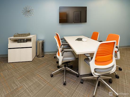 Working at Office Evolution - Clark at Clark