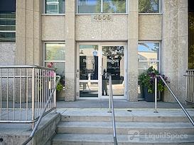 Regus | AB, Red Deer - 50 Street
