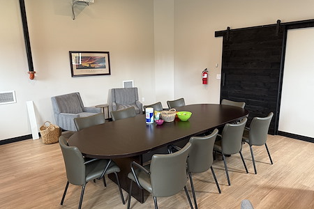 Bath Fitter/Plumb Fit Black Diamond, WA - Small conference room 2nd floor