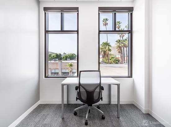 Working at SPACES || Playhouse District at Pasadena
