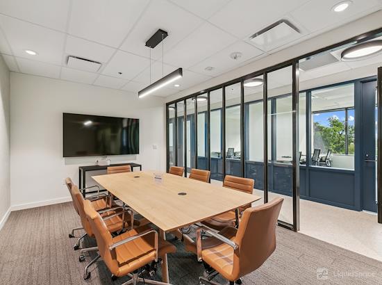 Working at Common Desk - Travis Park at San Antonio
