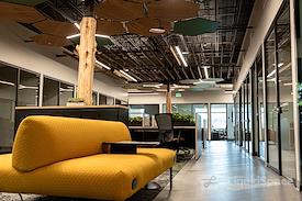 4 & Co Coworking Spaces - Land O' Lakes