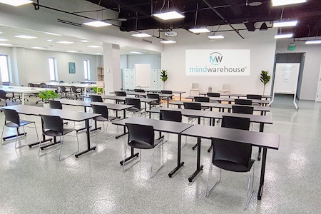 mindwarehouse - Full Floor Open Space