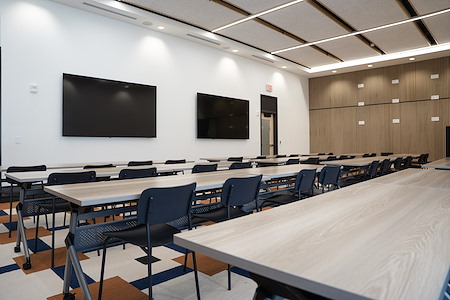 The Root Coworking - Builders - The Junction Room