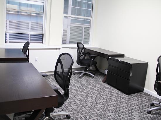Working at Jay Suites - Bryant Park at New York