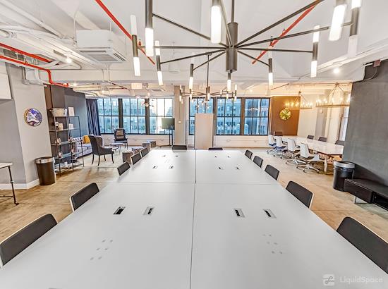 Working at OASIS by Workville at New York