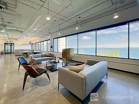 SPACES | CA, Emeryville - 1900 Powell Street
