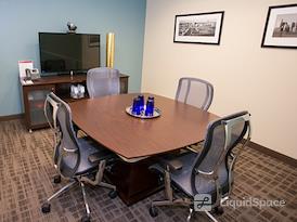 Regus || Downtown Wells Fargo Center