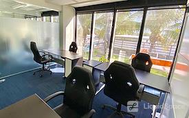 Momentum Business Center