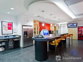 Regus | Harborside Financial