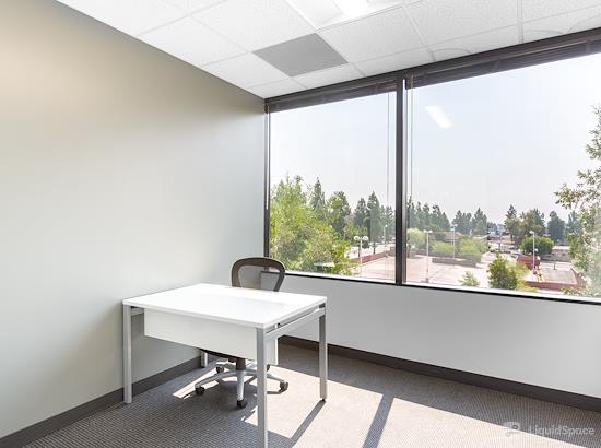 Working at Regus || CA, Burbank - Burbank Business District at Burbank
