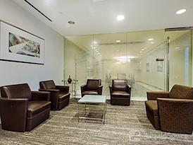 Regus | Glendale - Central Avenue