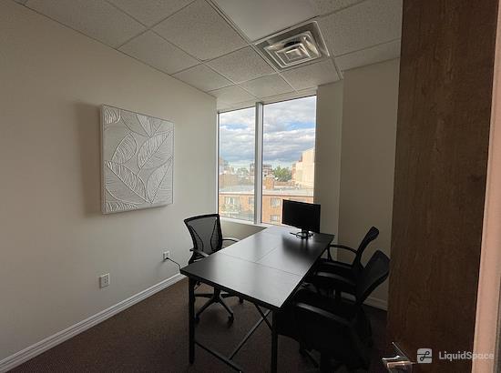Working at Newtown Coworking at Queens