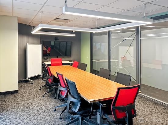 Working at HQ | QC, Ste-Foy - Ave Des Hotels at Ste-Foy