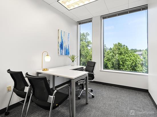 Working at Peachtree Offices at Perimeter, LLC. at Dunwoody