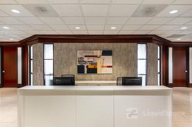Regus | Huntcrest (Office Suites Plus)