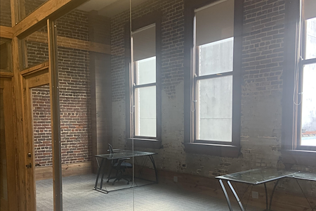 ExecuSuites - Office Suite 1