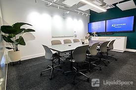 iQ Offices | 1055 West Georgia St.