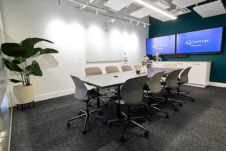 iQ Offices | 1055 West Georgia St. - Seymour Room