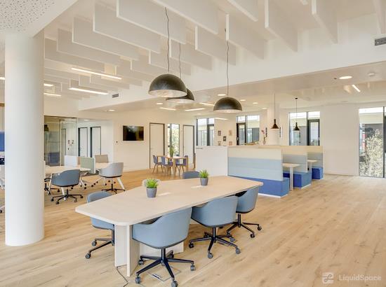 Working at HQ | NJ, Cherry Hill - Kings Hwy at Cherry Hill