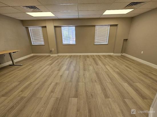 Working at Crealde Business Center LLC at Winter Park
