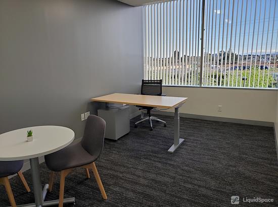 Working at Pacific Workplaces - San Mateo at San Mateo