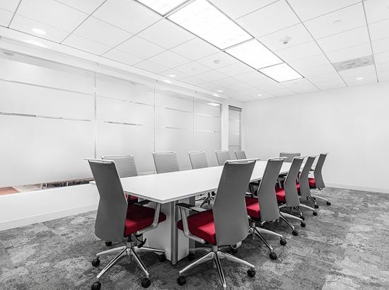 Working at Regus | Melville Expressway II at Melville