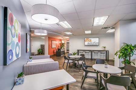 Office Evolution - Jacksonville (Town Center) - Coworking Pro Plan