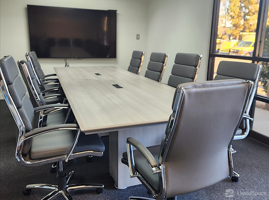 Working at officeLOCALE Newbury Park at Thousand Oaks