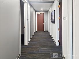 Regus | CA, Menlo Park - Commonwealth Dr