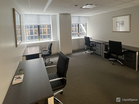 Working at Grand Central Offices - 380 Lexington Ave. at New York