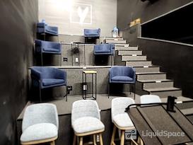 YoShow Place