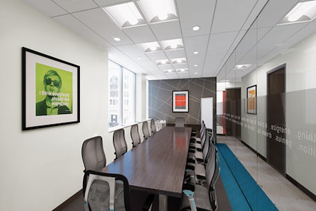 Regus | Plaza 600 - Meeting Room