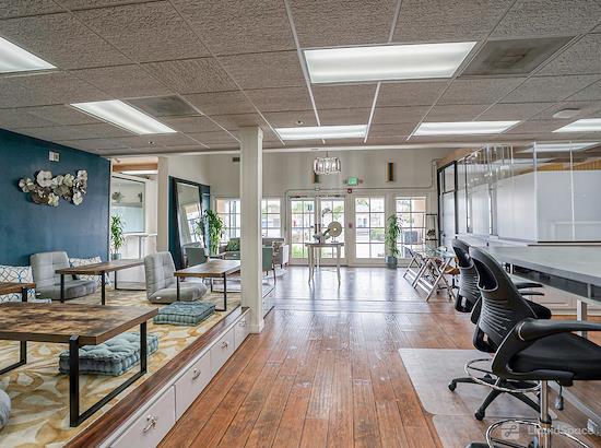 Working at Crystal Workspaces at Lomita
