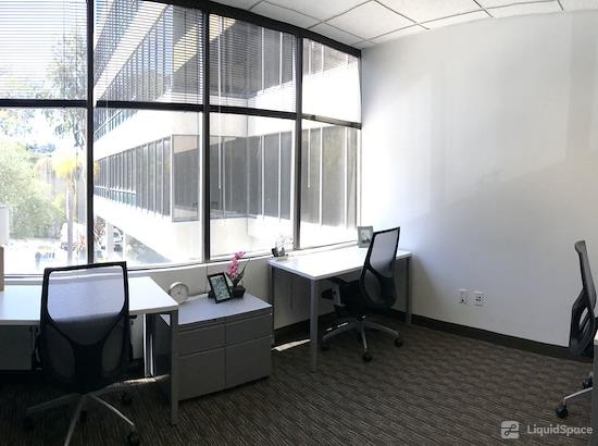 Working at Regus | Twin Towers at Rolling Hills Estates