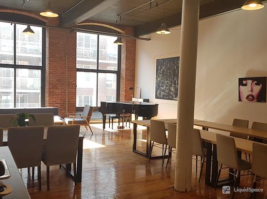 Working at Nuage B at Montréal