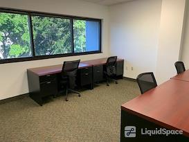 Crown Center Executive Suites (CCESuites)