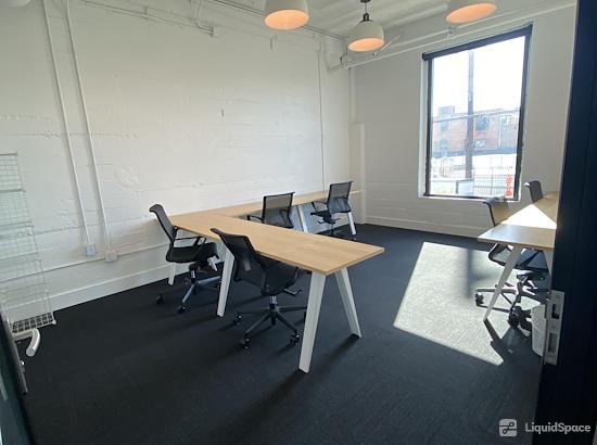 Working at Union Cowork Los Angeles - Downtown/Arts District at Los Angeles