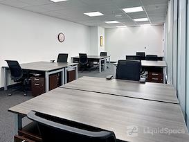 Regus | Rene Levesque