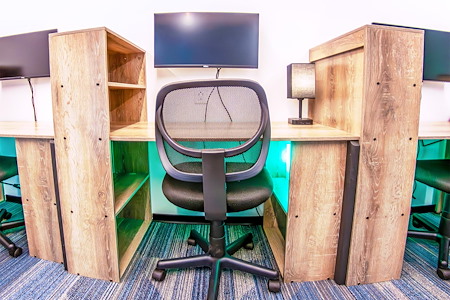 West Quay Offices - Dedicated Desk