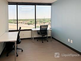 Regus | Lubbock - Pyramid Plaza