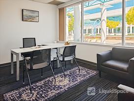 Regus || CA, Menlo Park - Commonwealth Dr