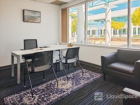 Regus || CA, Menlo Park - Commonwealth Dr