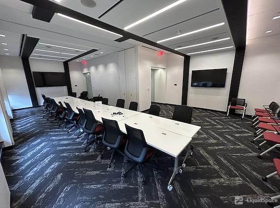 Working at Intelligent Office - Arlington at Arlington
