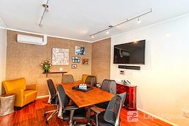 MENLO PARK FLOW CREATIVE SPACE