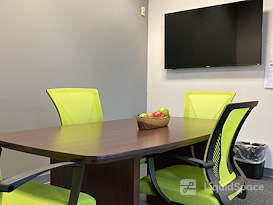 HeadRoom - Aston Business Center