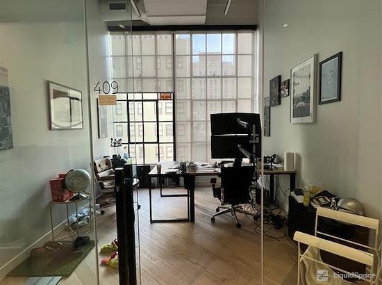 Working at Desmond Collective at Los Angeles