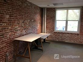 Port Workspaces @ Jack London Square